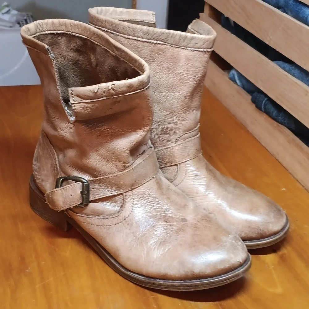 Nine west ankle boots size 7